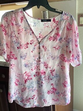 CURE Floral Pink & Lavender V-Neck Top